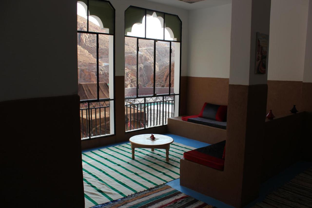 Kasbah Lucas Pansiyon Akhendachou n'Ait Ouffi Dış mekan fotoğraf