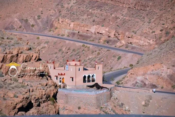 Kasbah Lucas Pansiyon Akhendachou n'Ait Ouffi Dış mekan fotoğraf